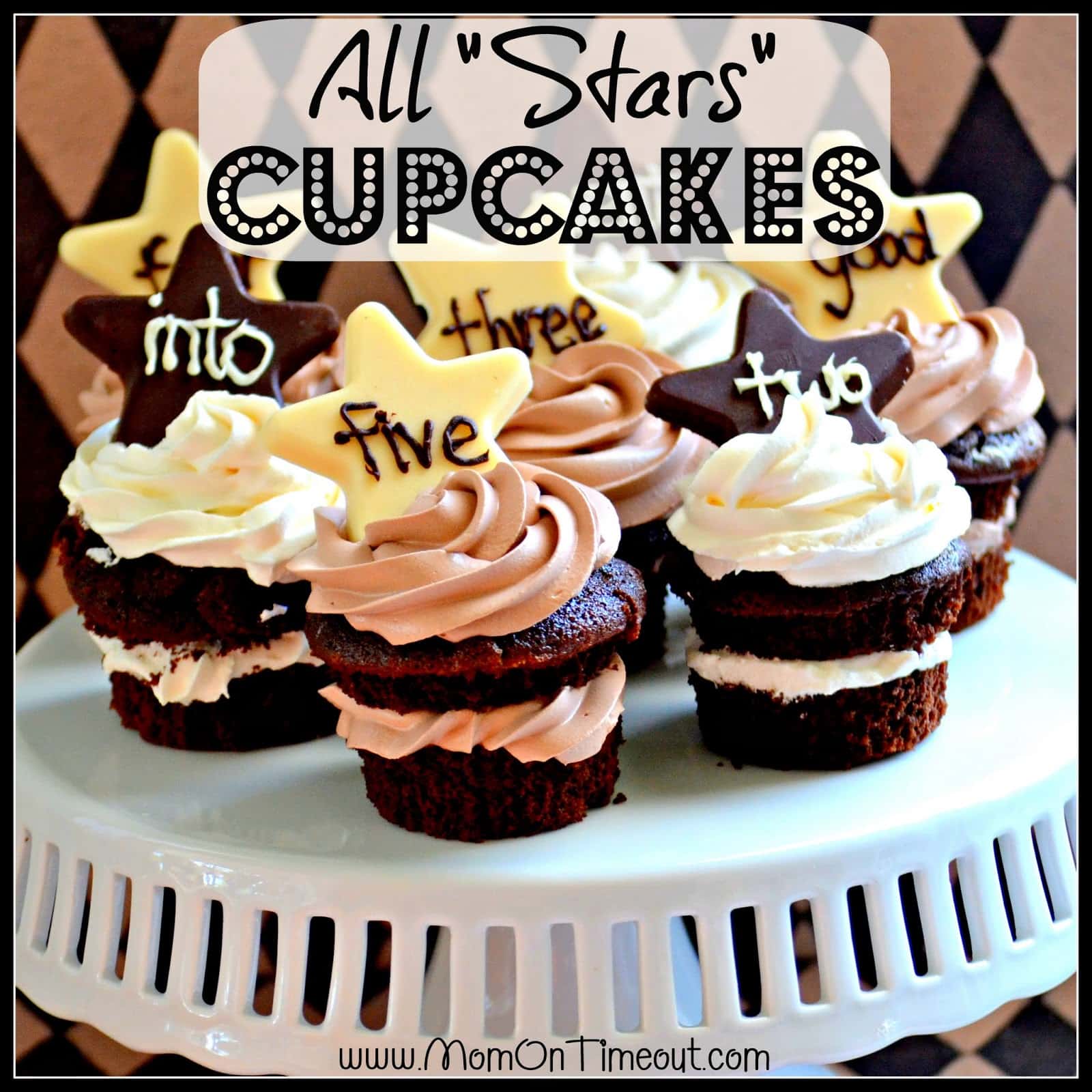 https://www.momontimeout.com/wp-content/uploads/2012/10/All-Stars-Cupcakes.jpg