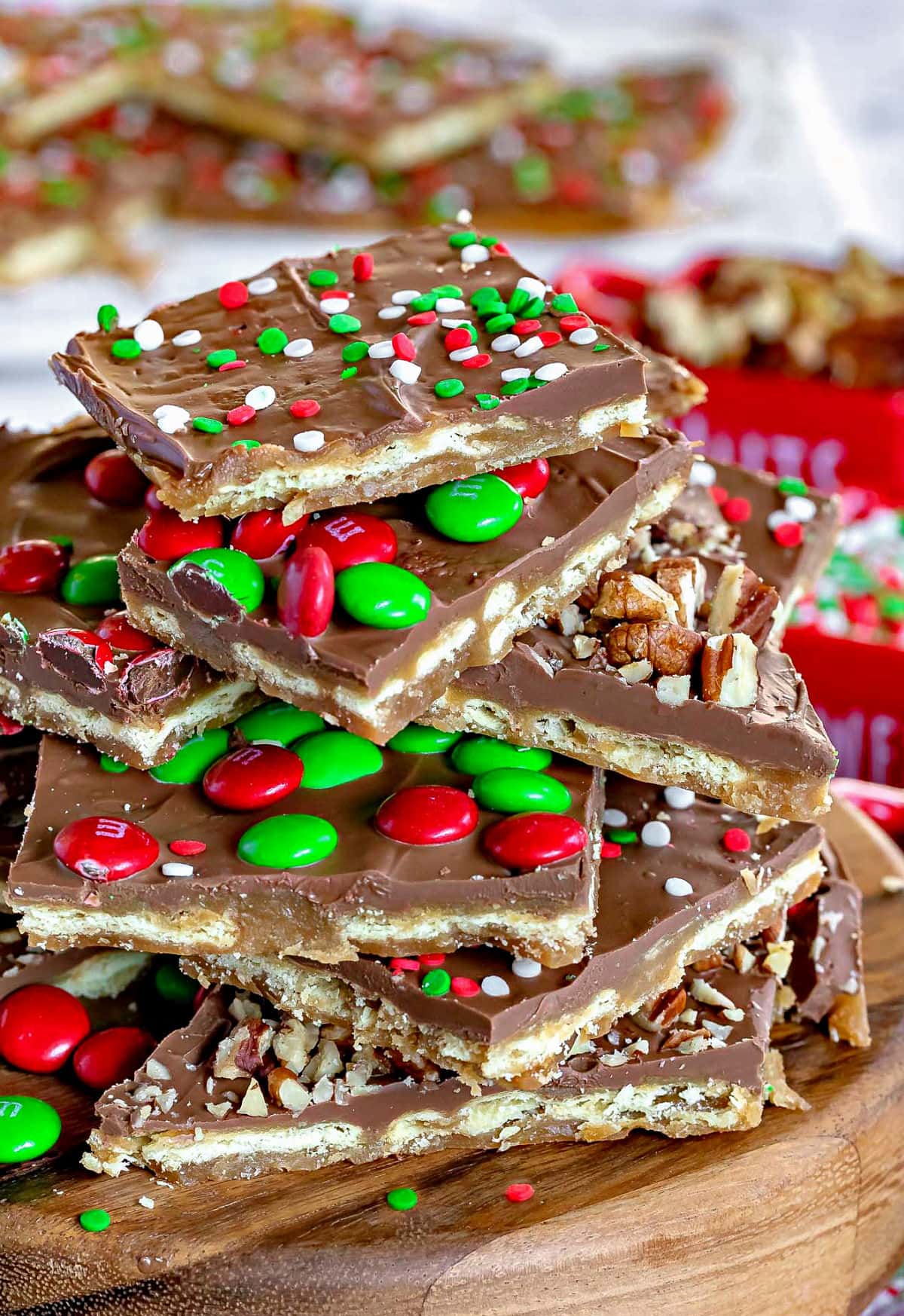 The BEST Christmas Crack Recipe (Saltine Cracker Toffee) - Mom On Timeout
