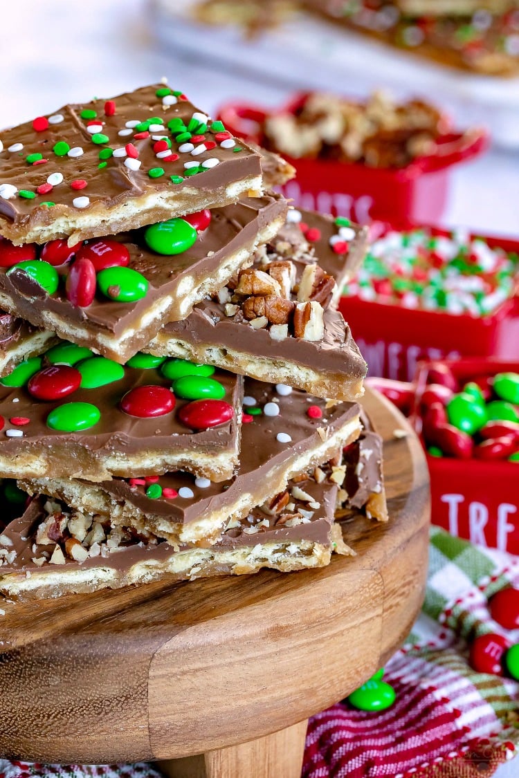 Christmas Crack - An Easy Saltine Toffee Recipe! - Mom On Timeout