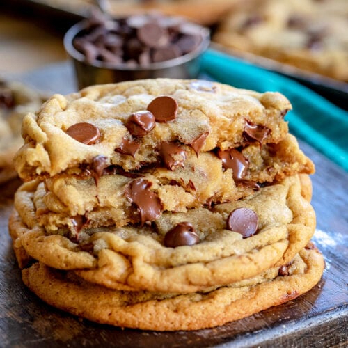 Supersized Chocolate Chip Cookies - www.