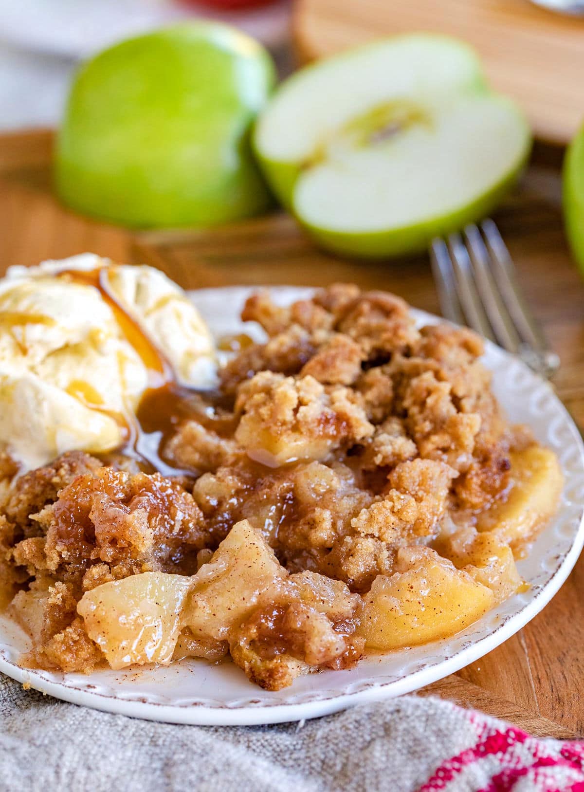 The BEST Apple Crumble Quick Easy Mom On Timeout