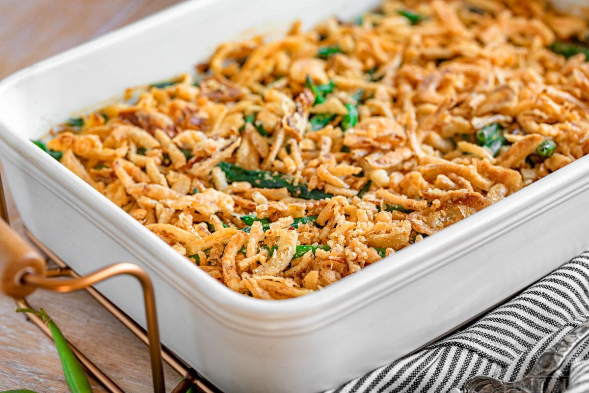 The BEST Green Bean Casserole Recipe - Mom On Timeout