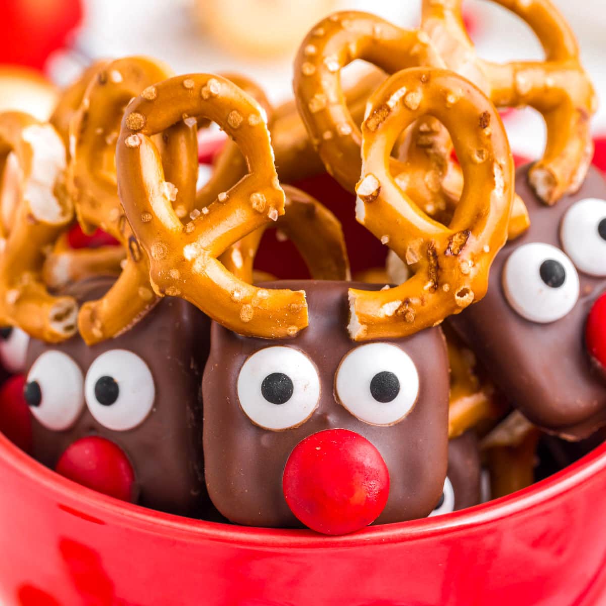 Rolo Pretzel Buttons - Just 3 Ingredients! - Mom On Timeout