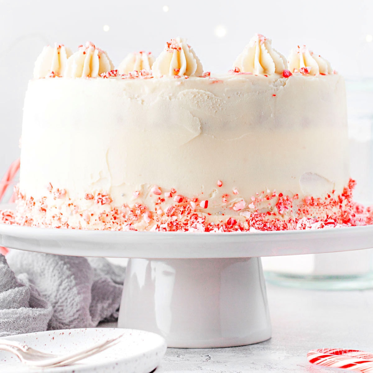 Perfect Peppermint Cake Recipe - Mom On Timeout