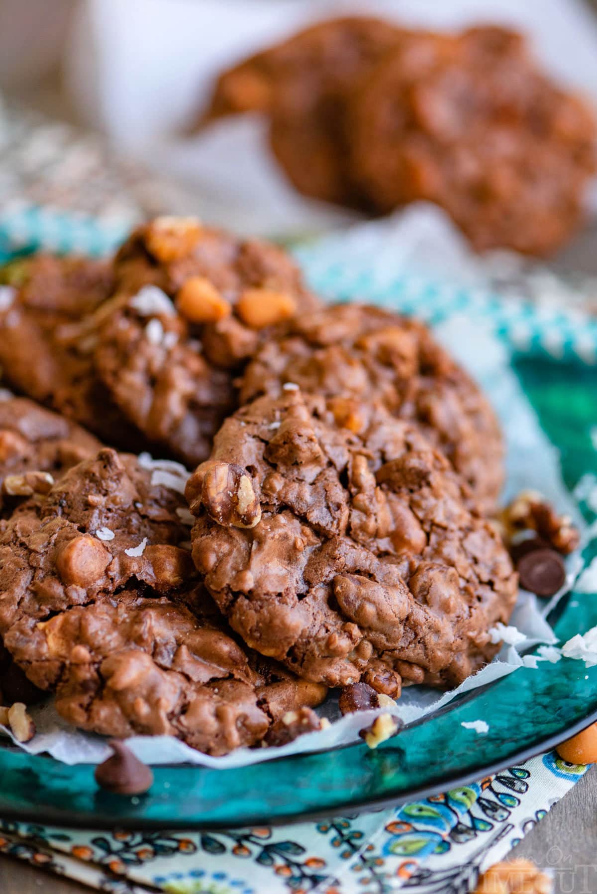 Magic brownie cookies on a blue plate.